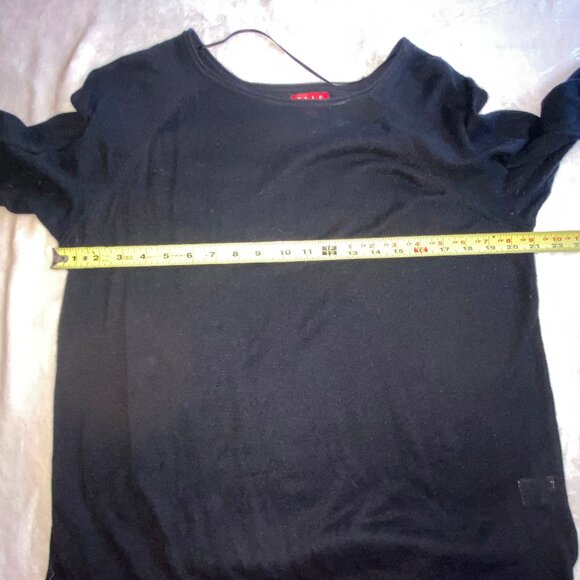 ELLE Long Sleeve Knit Sweater Top w/ Pretty Floral Ruffle Hem XL Black - Picture 5 of 8